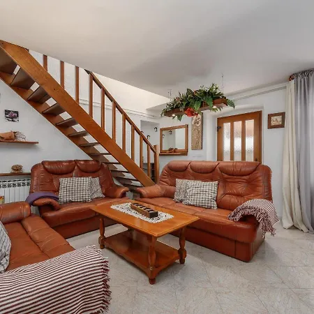 Casa Astrid By The Sea In 別荘